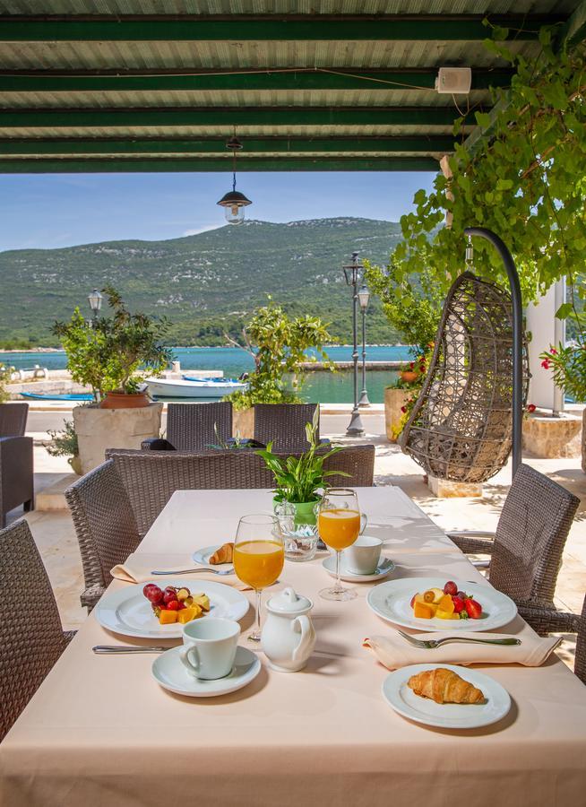 Hotel Ostrea Ston Exterior photo